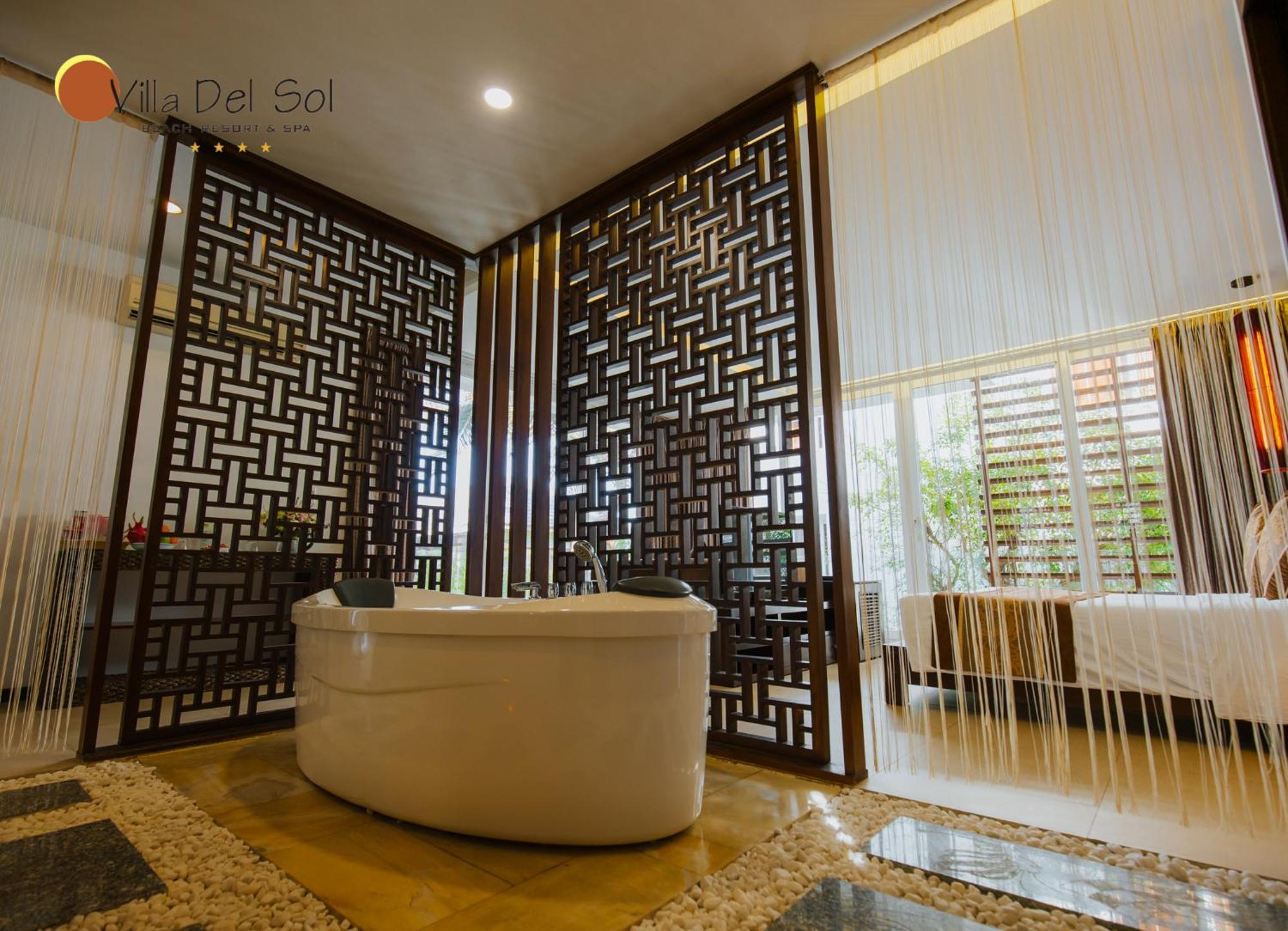 Villa Del Sol Beach Resort & Spa Фантхьет Экстерьер фото